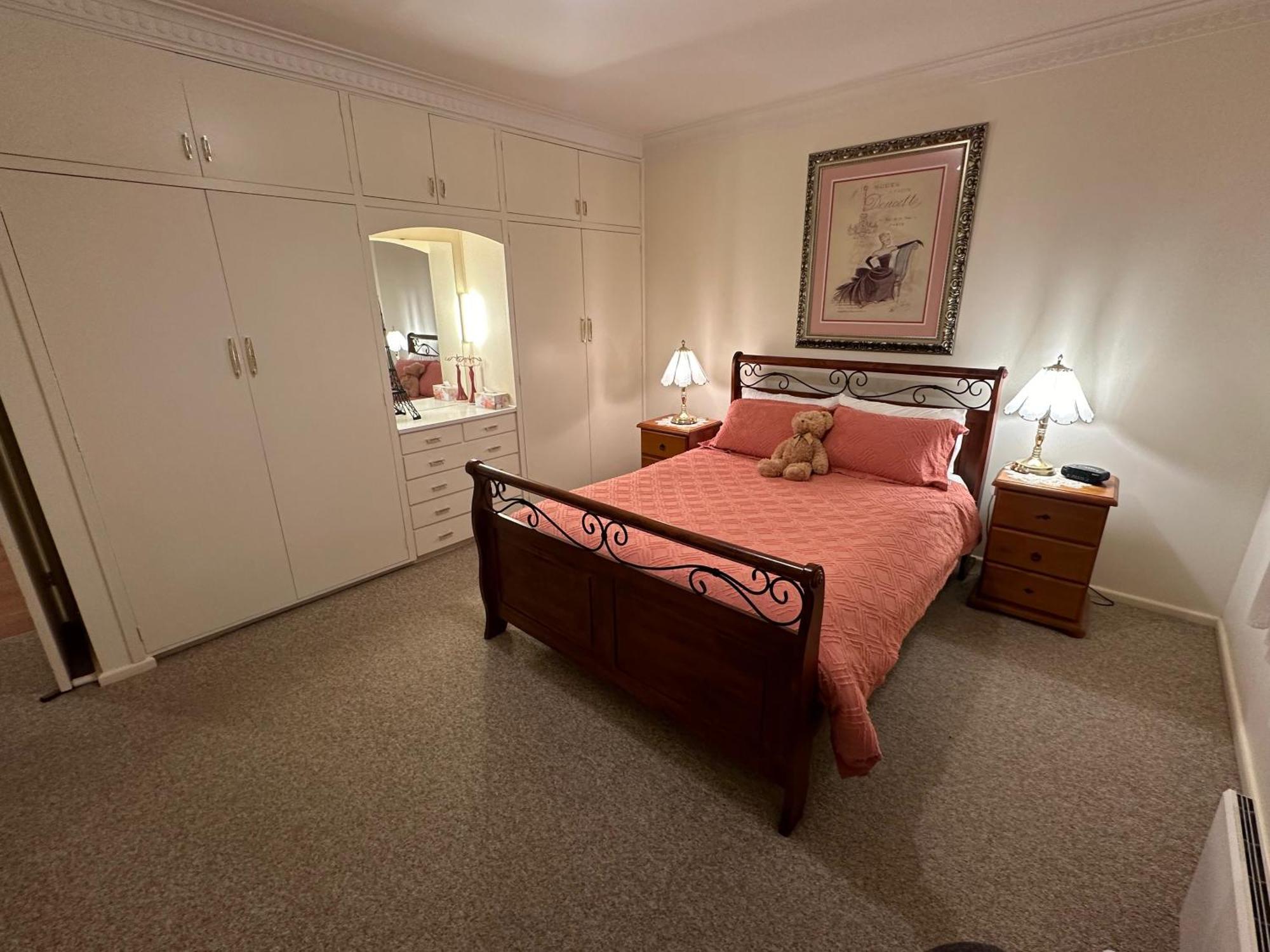 Admurraya House Bed & Breakfast ラザグレン エクステリア 写真