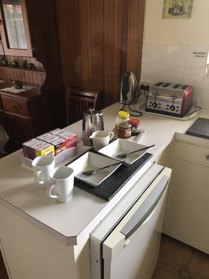 Admurraya House Bed & Breakfast ラザグレン エクステリア 写真