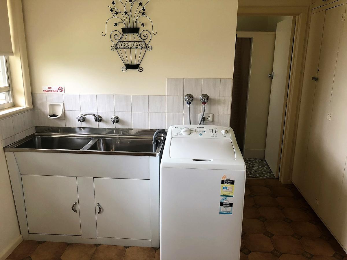 Admurraya House Bed & Breakfast ラザグレン エクステリア 写真