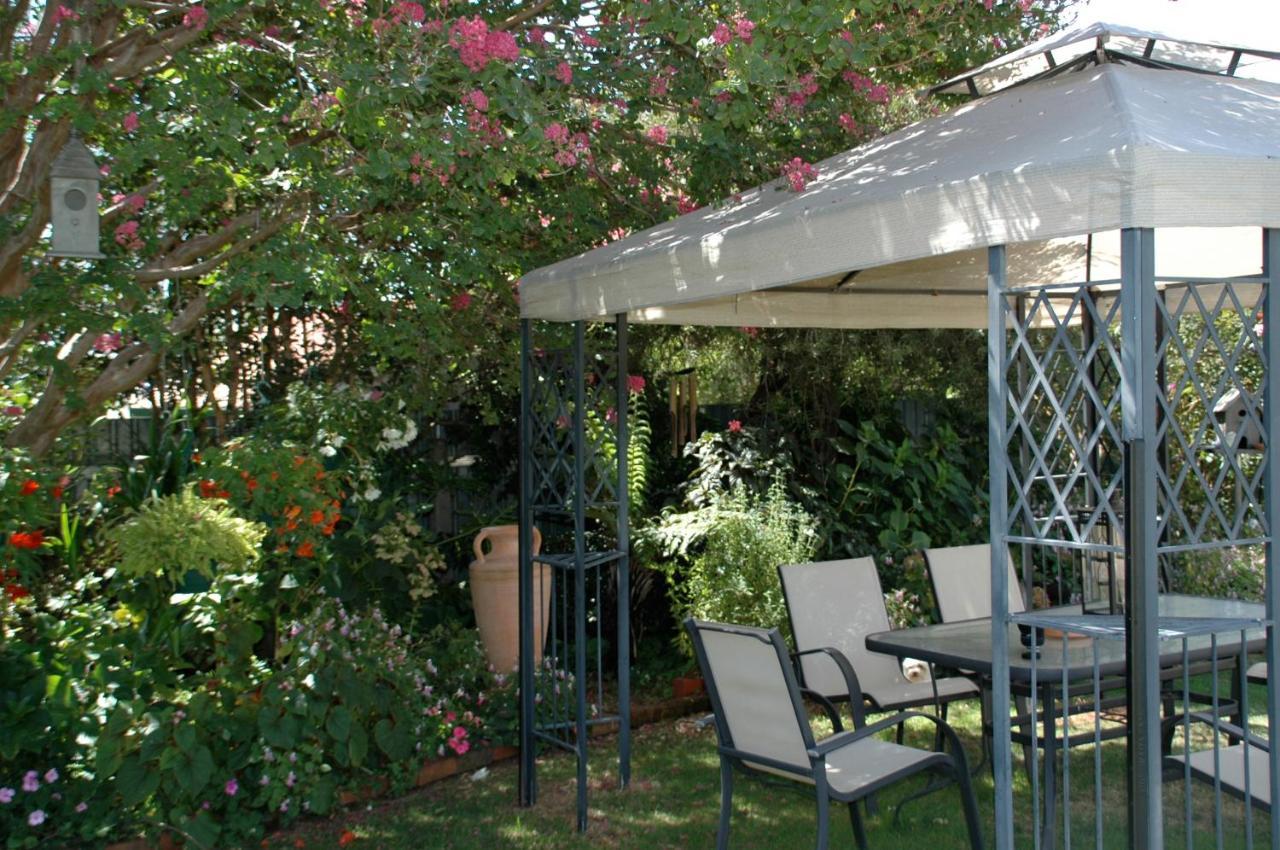 Admurraya House Bed & Breakfast ラザグレン エクステリア 写真